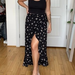 Black Sunflower Maci Skirt